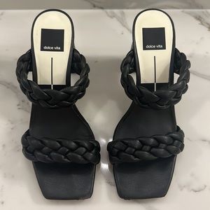 Dolce Vita Paily BLACK STELLA Sandal, size 8
